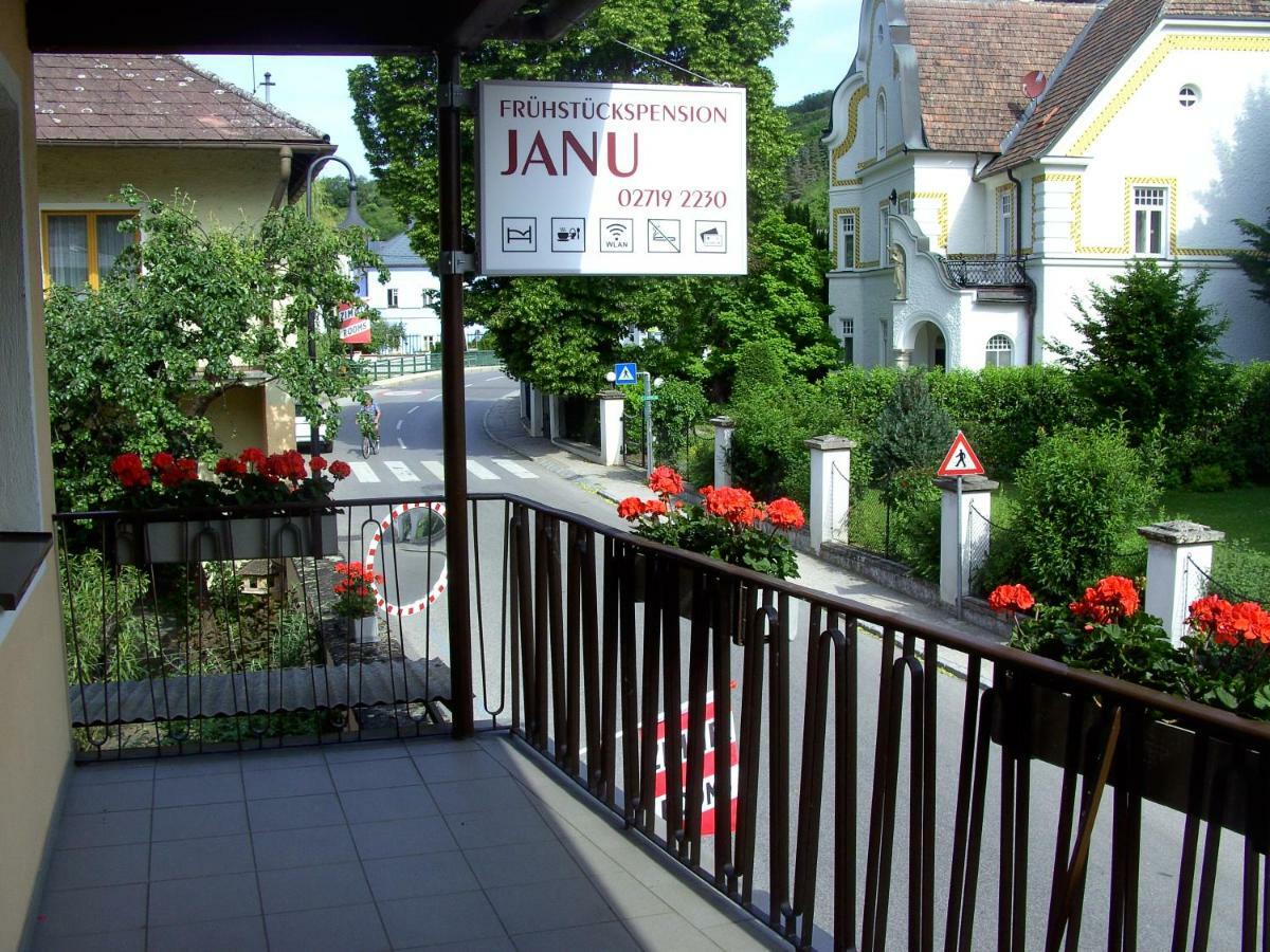 Fruehstueckspension Leopold Janu Senftenberg Dış mekan fotoğraf